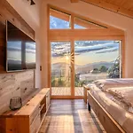Kroner Chalet *